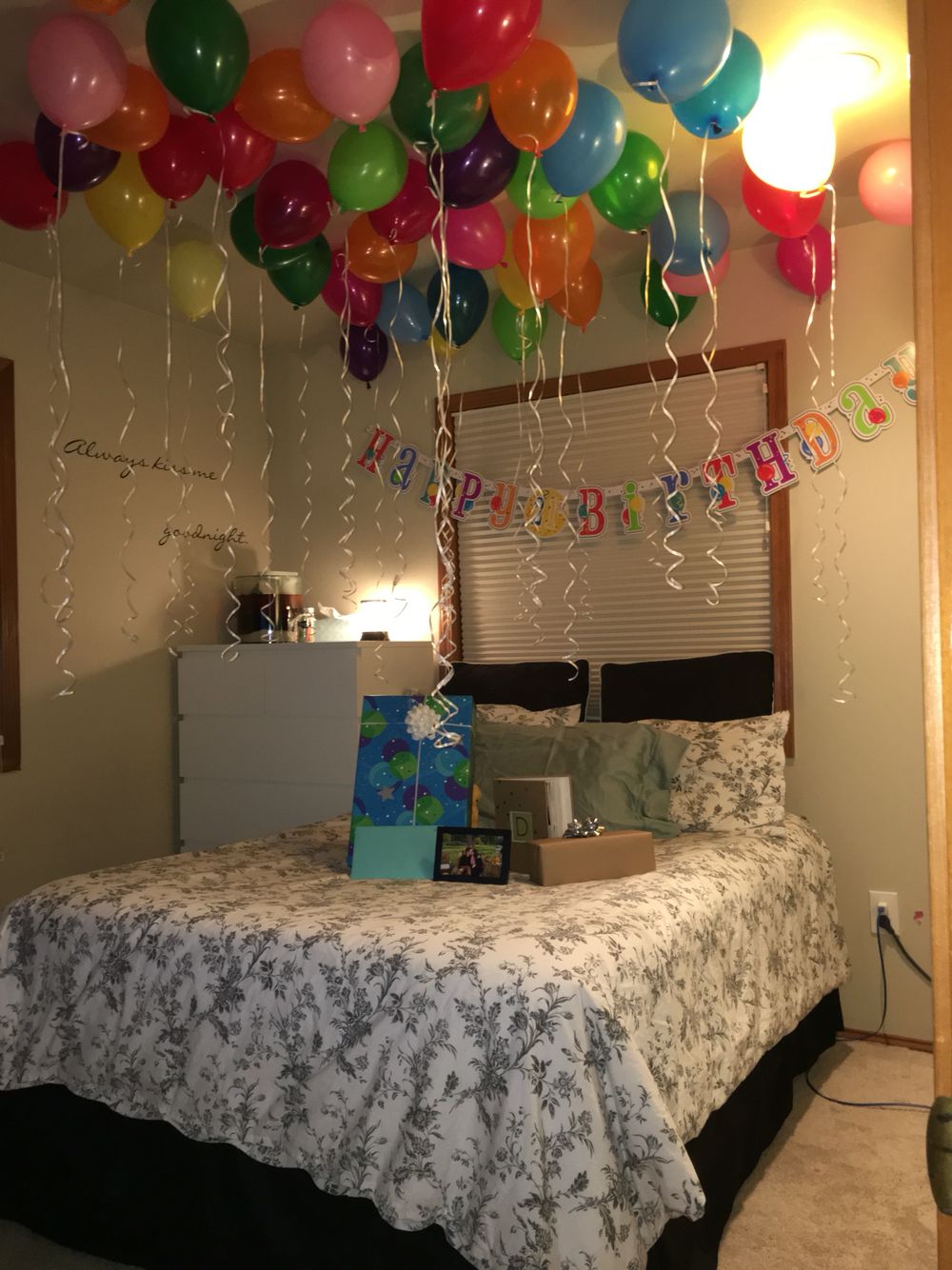 How To Decorate A Hotel Room For Boyfriend Birthday Valentine